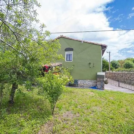 Casa Pedroarias Rodiles