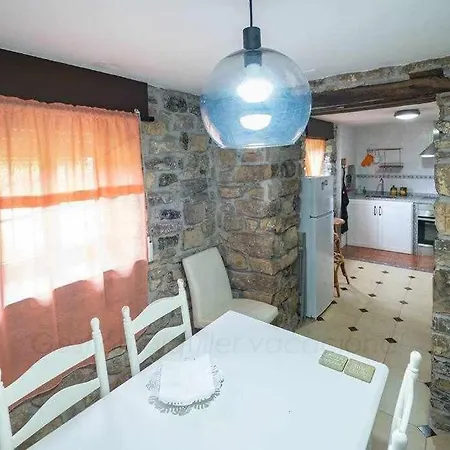 Apartment Casa Pedroarias Rodiles *