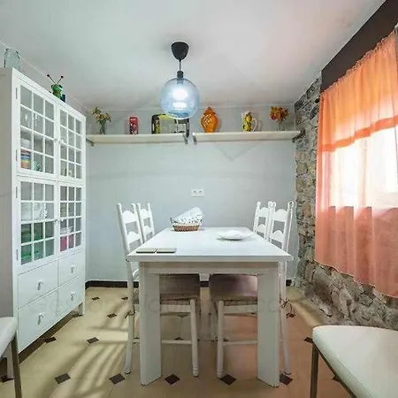 Casa Pedroarias Rodiles Apartment *